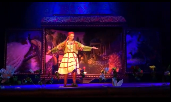 «Аленький цветочек» на сцене Кумыкского театра