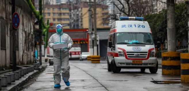 Фото из эпицентра эпидемии коронавируса. В Китае закрыли города