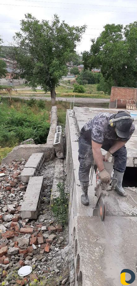 Алмазная резка стяжки Алмазное резка стяжка