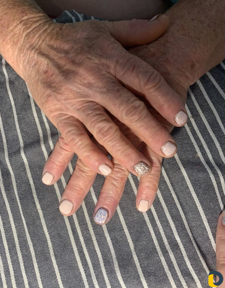 Аппаратный маникюр