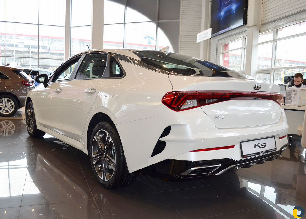 Аренда авто KIA K5 под такси с выкупом 2021
