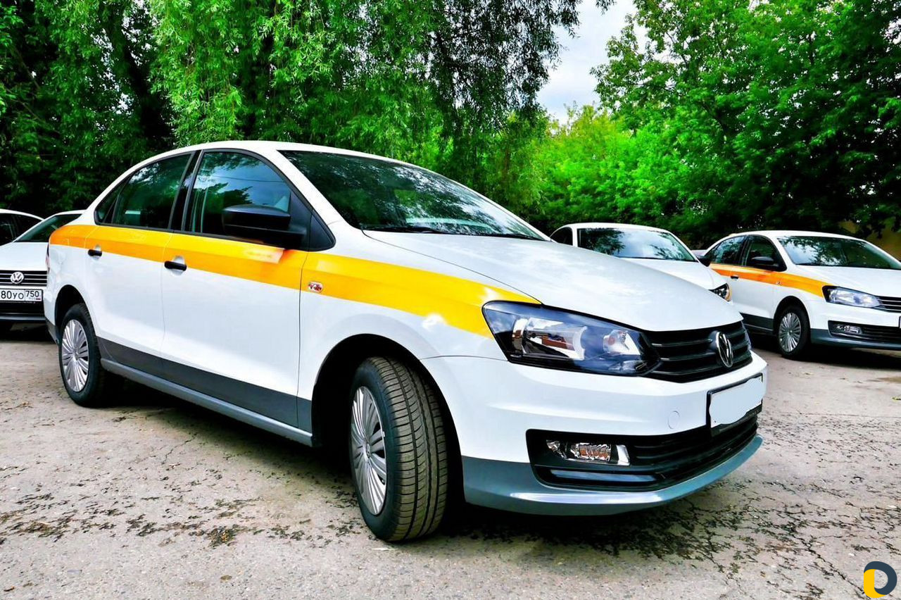 Аренда авто на газу Водитель такси. Без залога