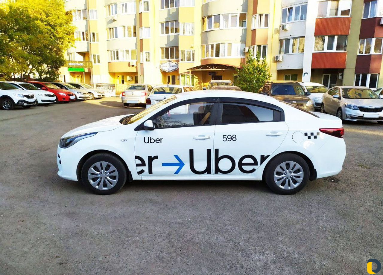 Аренда авто под такси в Сочи