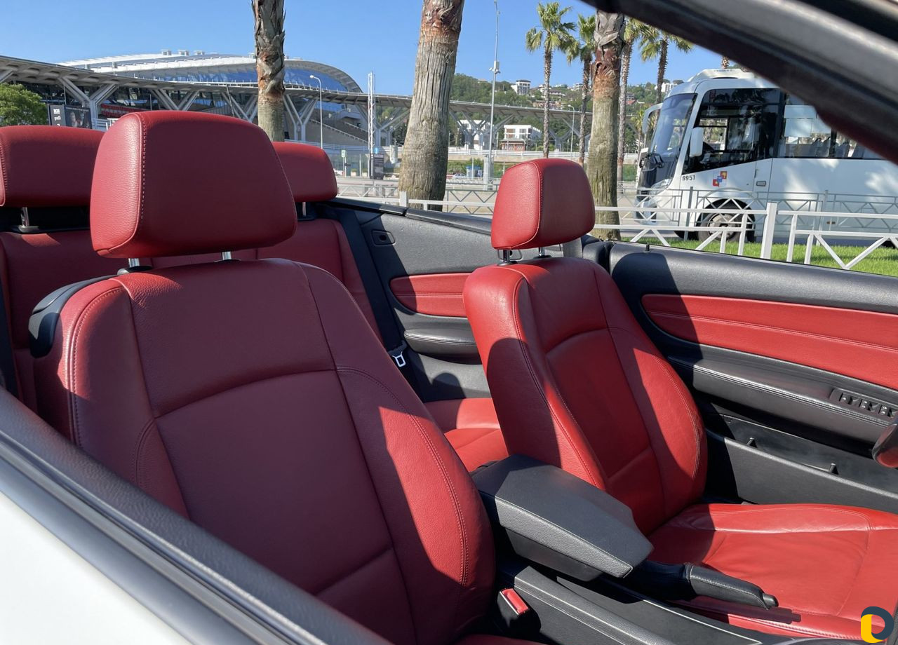 Аренда авто прокат кабриолета Сочи Адлер BMW 120