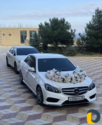Аренда авто с водителем Мерседес w212 E класс а та