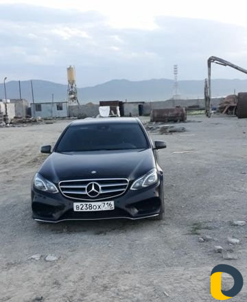 Аренда авто с водителемМерседес w212 Е класс