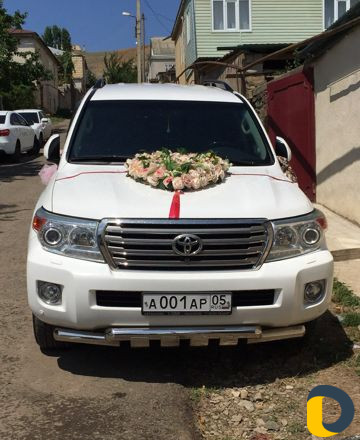 Аренда авто тойота 200