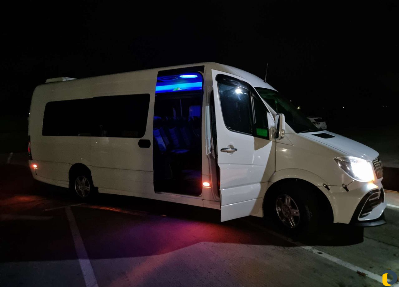 Аренда автобуса Mercedes Sprinter VIP 20+1мест