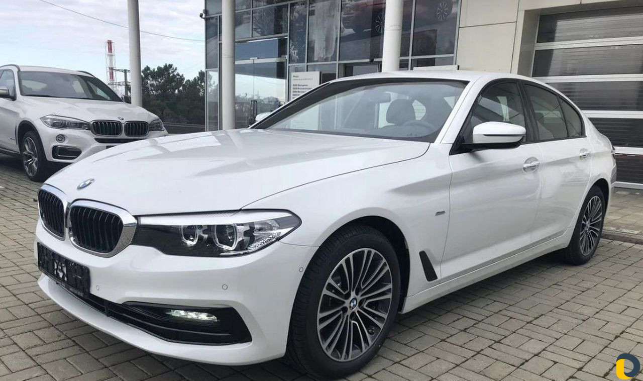 Аренда и прокат BMW 5 Сочи и адлер
