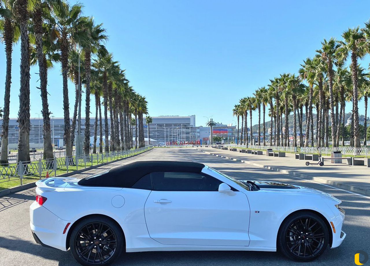 Аренда кабриолета Chevrolet Camaro 2020 в Сочи