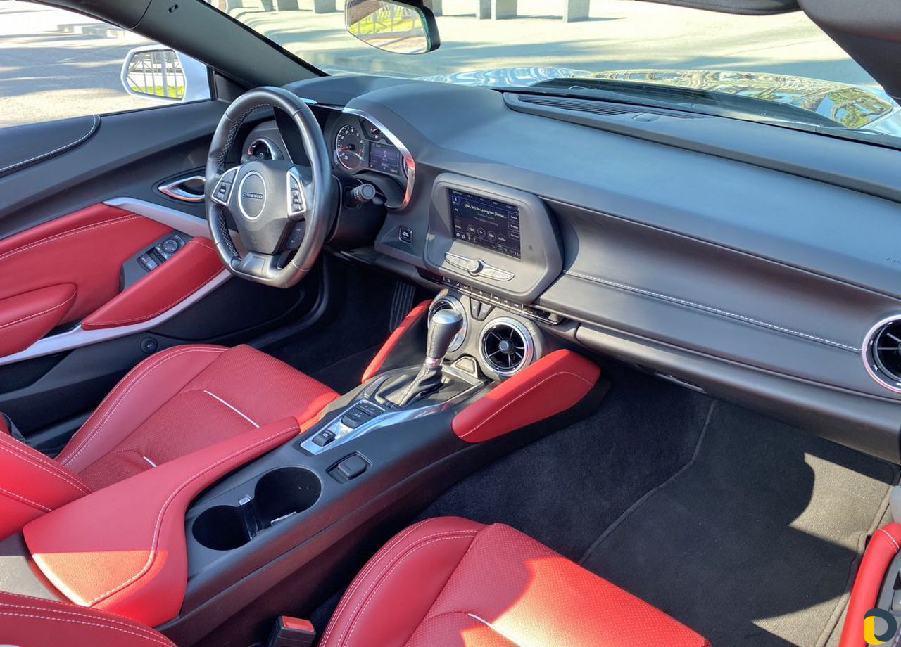 Аренда кабриолета Chevrolet Camaro 2020 в Сочи