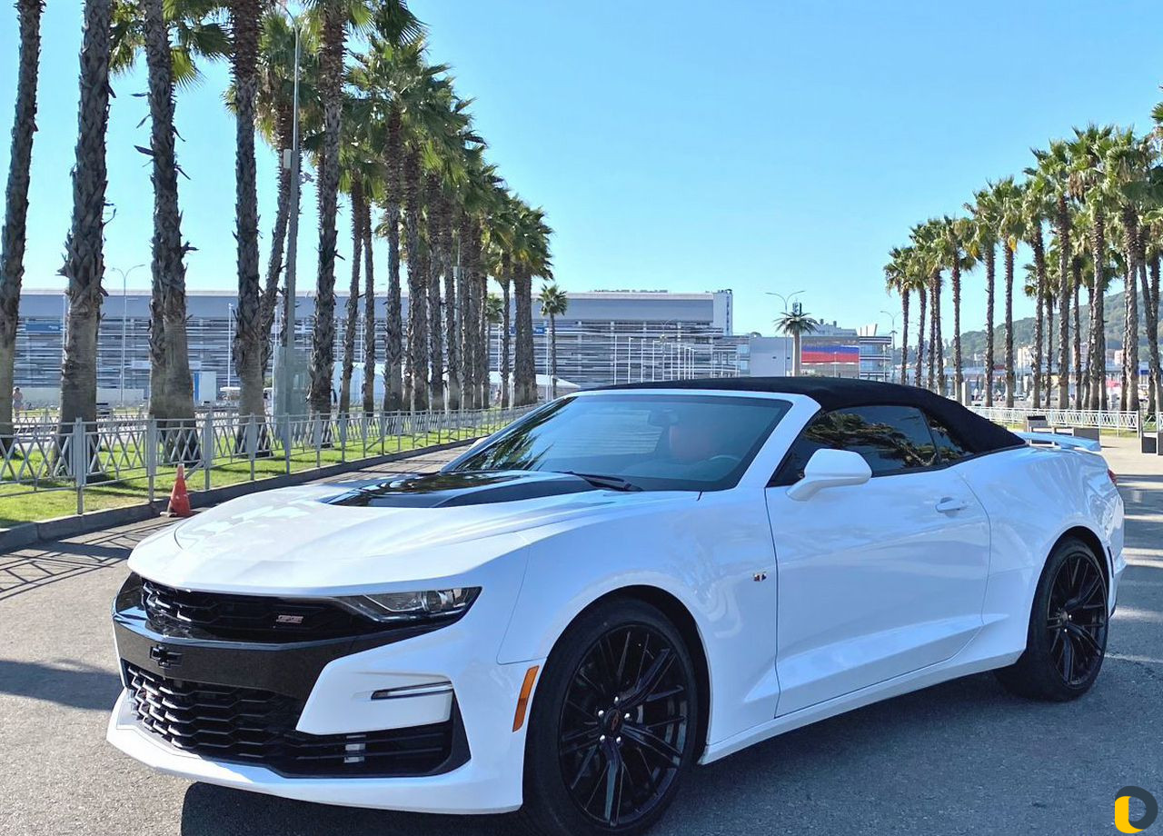 Аренда кабриолета Chevrolet Camaro 2020 в Сочи