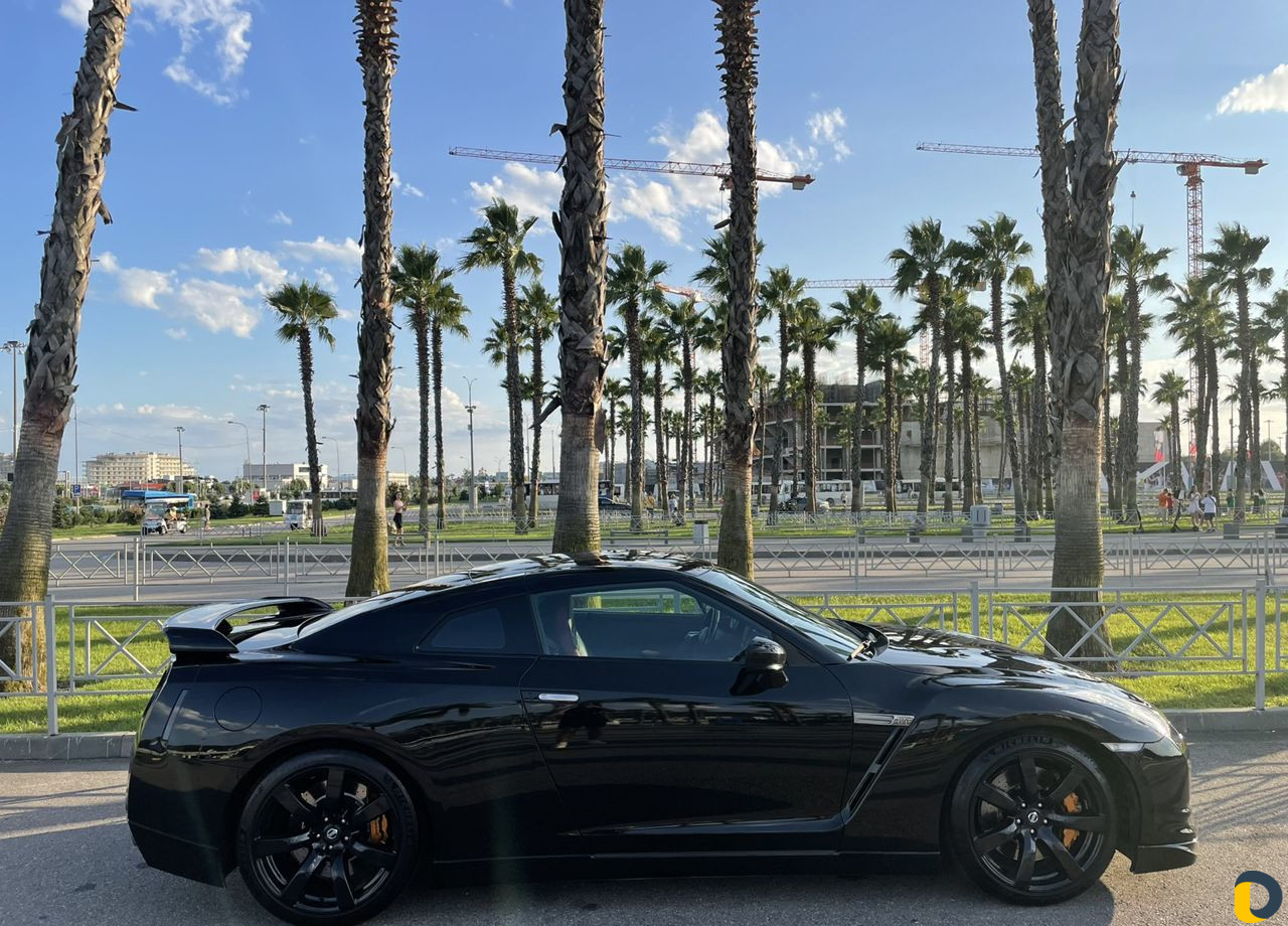 Аренда Nissan GT-R