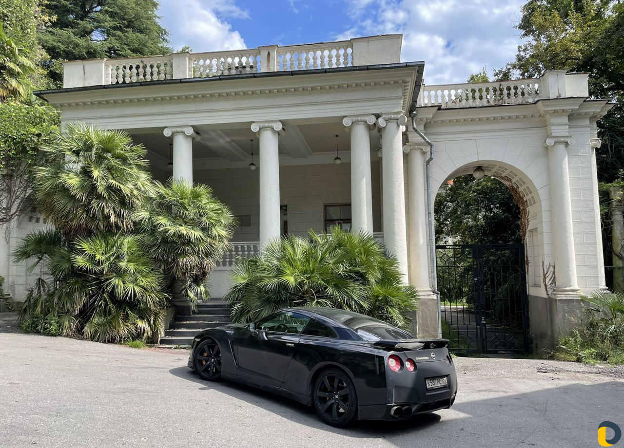 Аренда Nissan GT-R