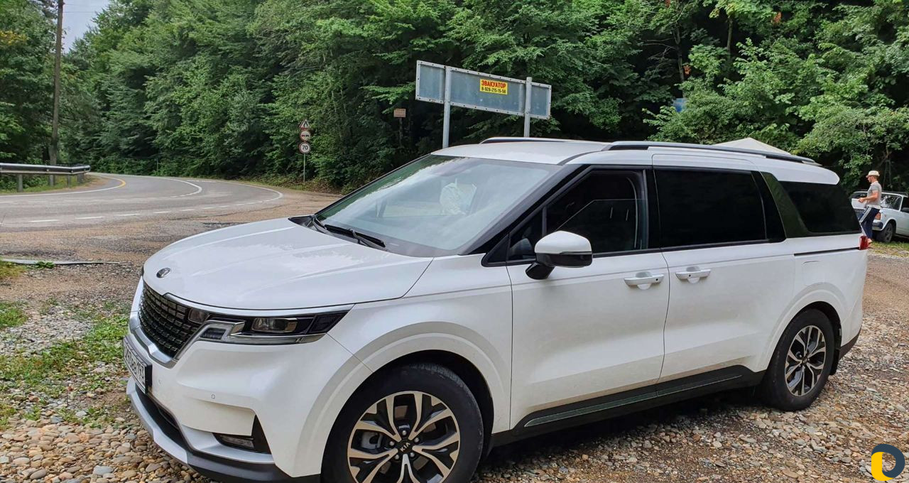 Аренда прокат минивэнов без водителя Kia Karnival