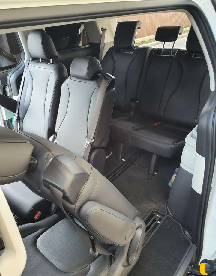 Аренда прокат минивэнов без водителя Kia Karnival