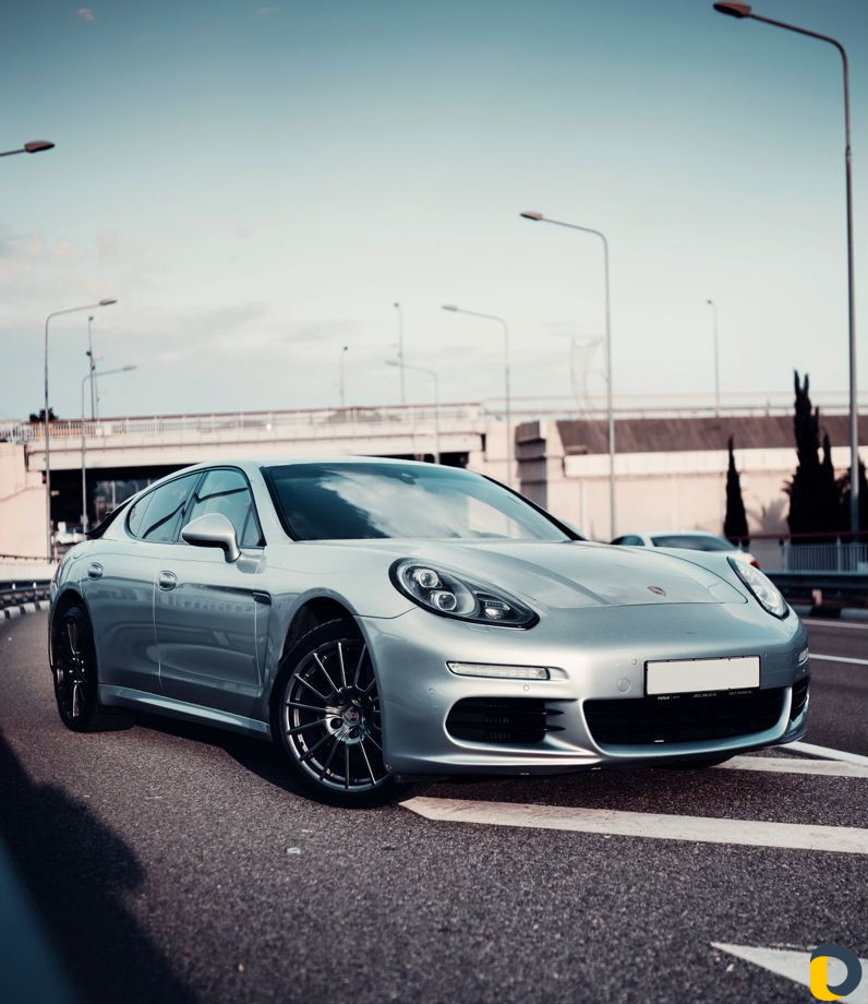 Аренда Прокат спортивного автомобиля Porsche