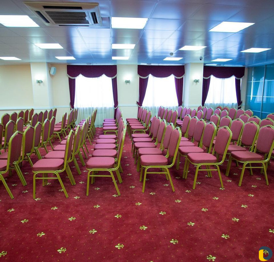 Аренда столы и стулья