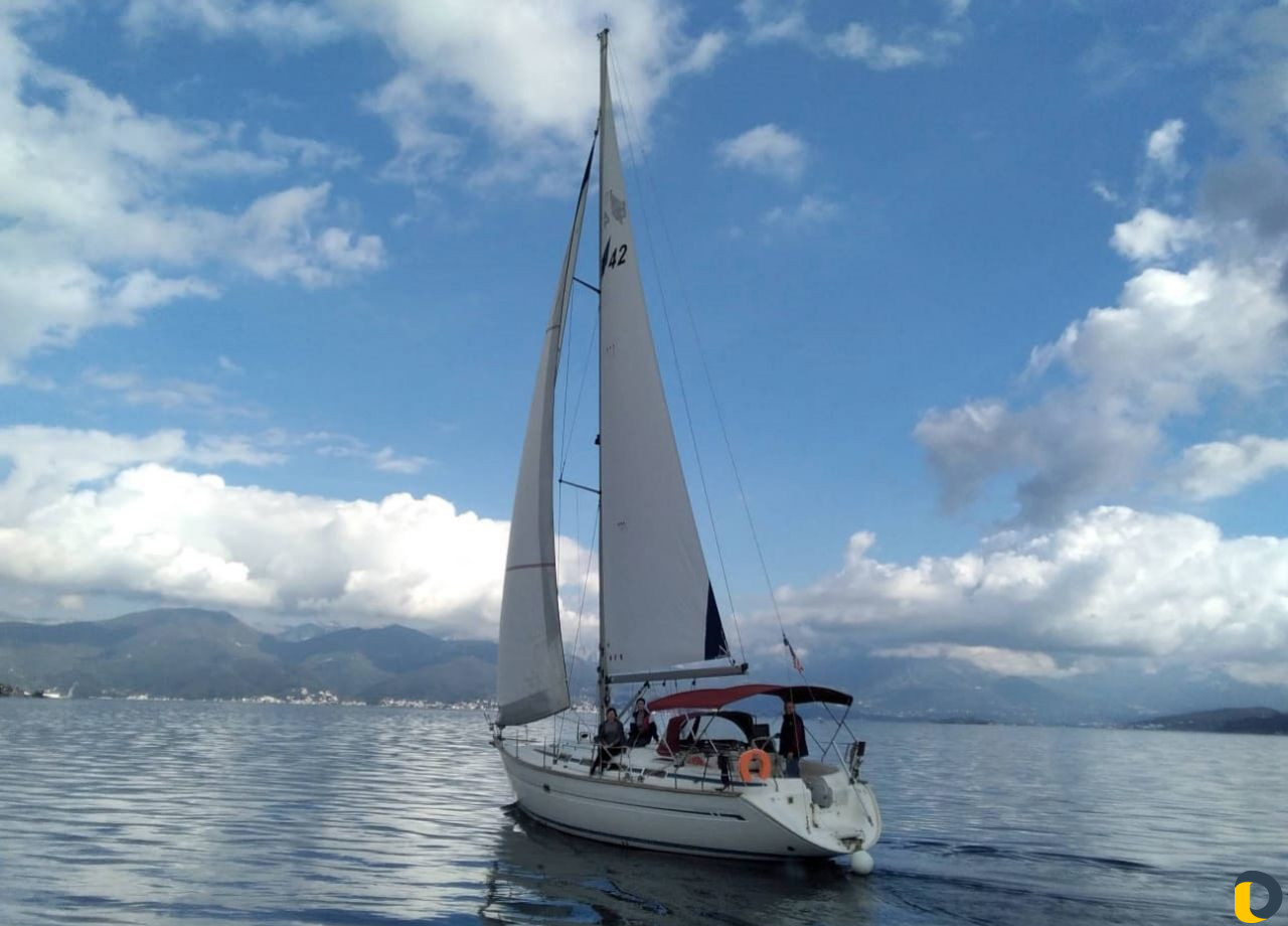 Аренды яхты Bavaria 42 в Сочи