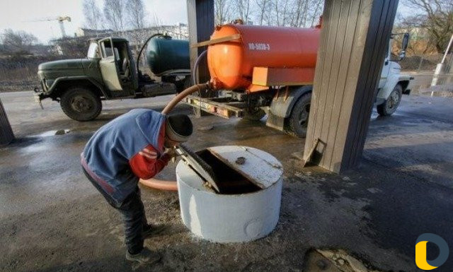 Ассенизатор. Откачка стоков и ила с автомоек