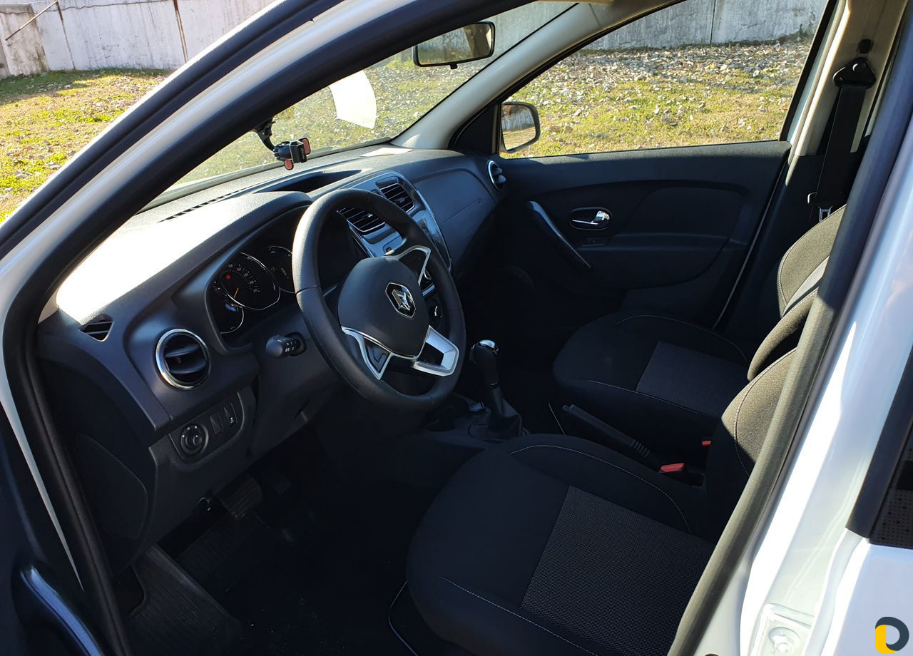 Авто под такси в аренду Renault Logan Stepway 2020