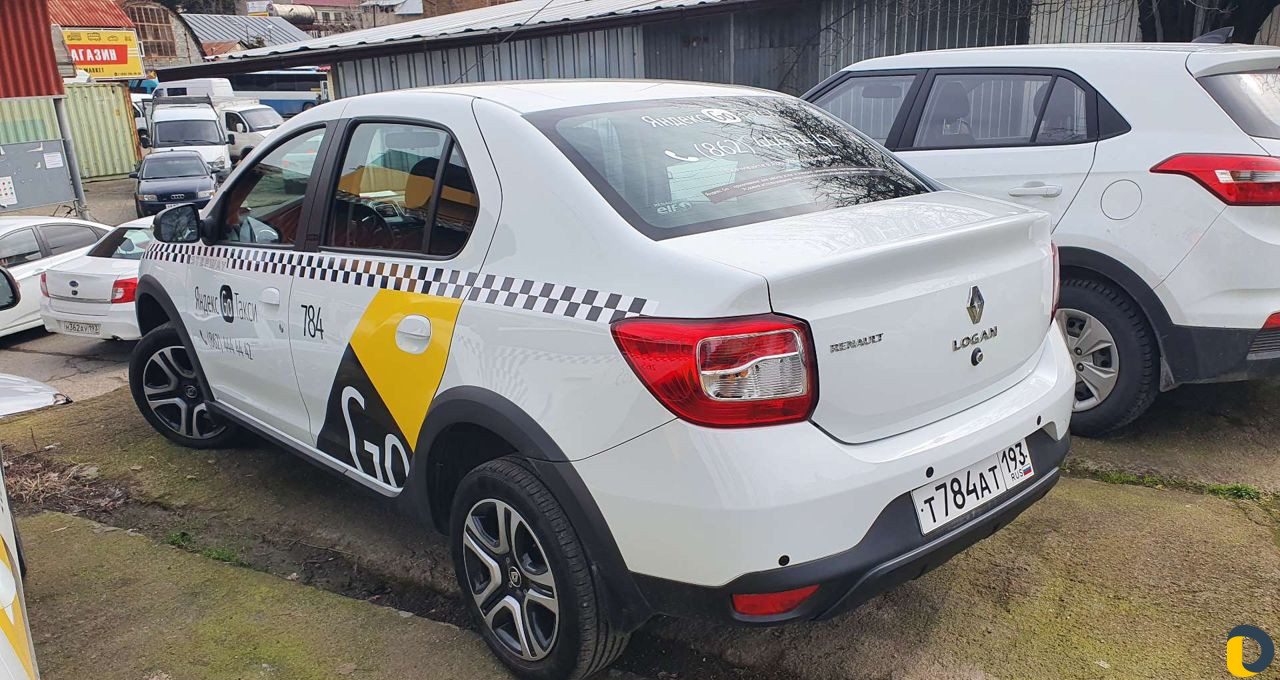Авто под такси в аренду Renault Logan Stepway 2020