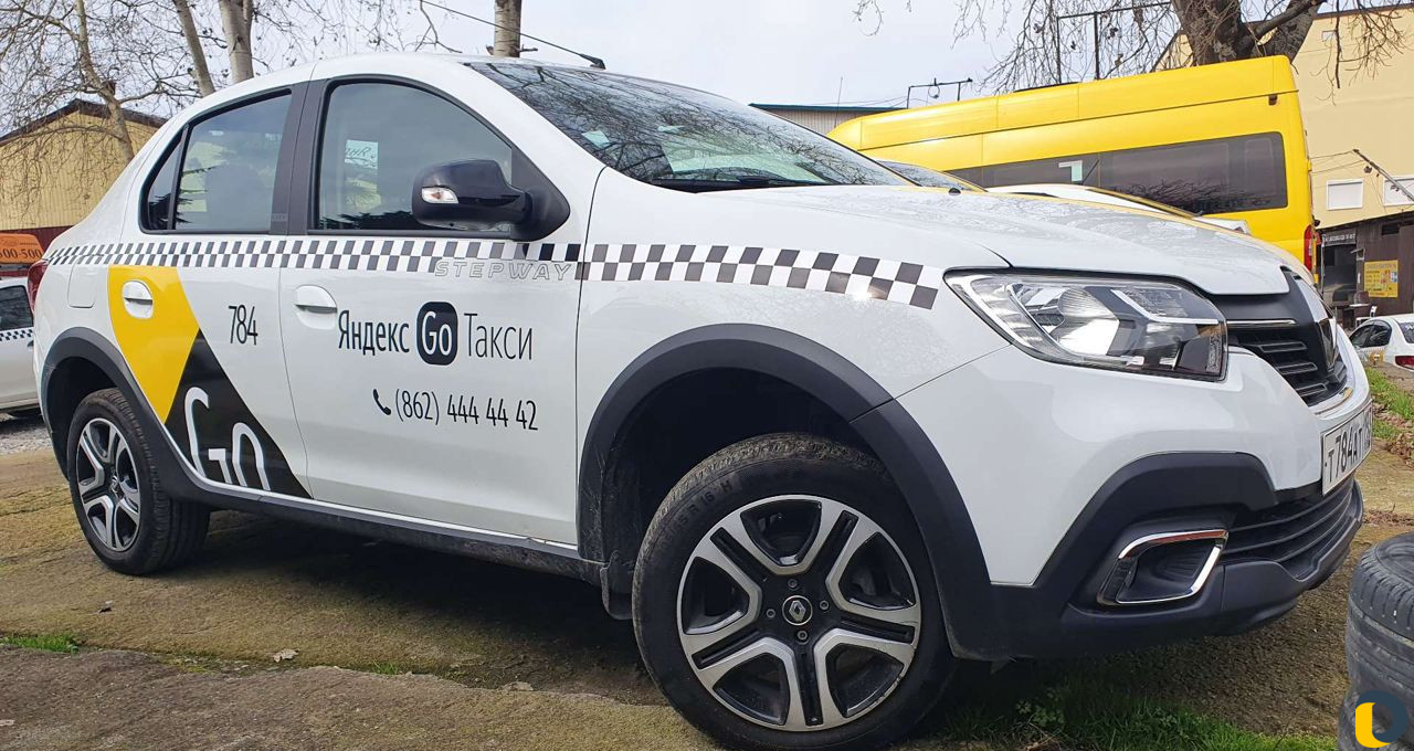 Авто под такси в аренду Renault Logan Stepway 2020