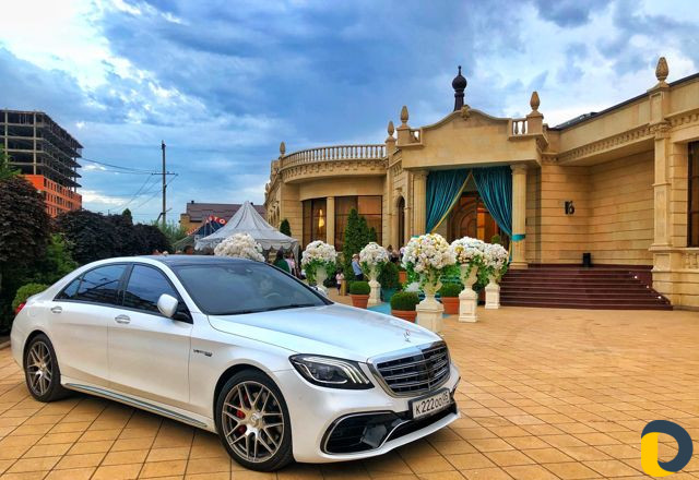 Авто прокат мерседес