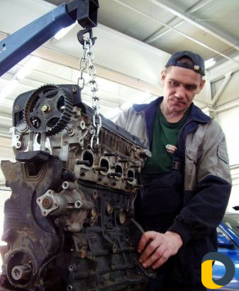 Авто слесарь