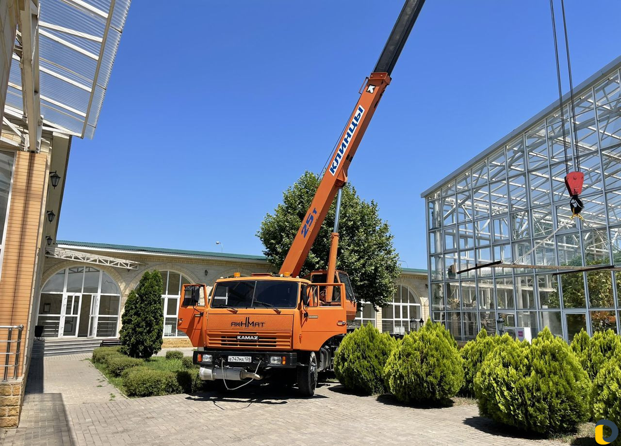 Автокран 25т
