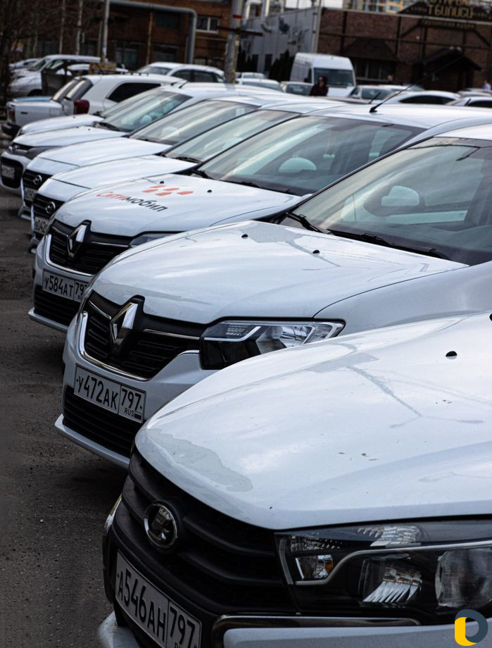 Автомобили под Такси в Аренду