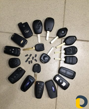 Автомобильные ключи