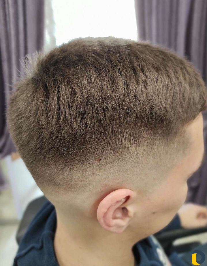 Барбер, мужской парикмахер