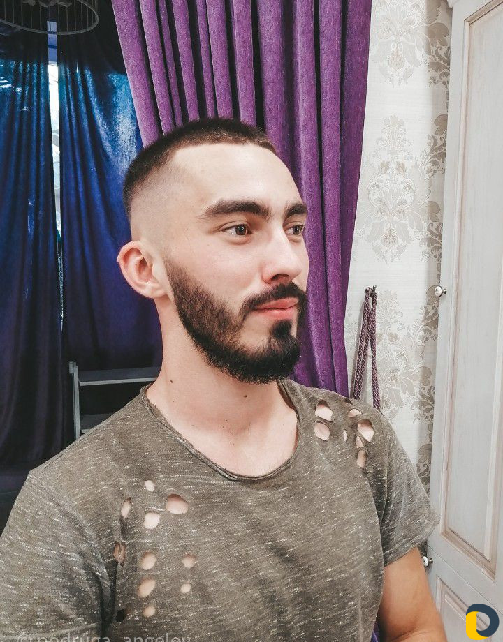 Барбер, мужской парикмахер