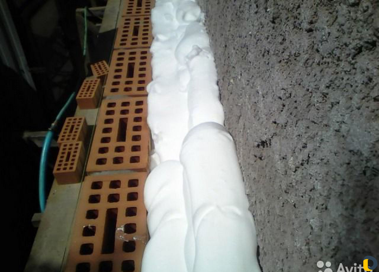 Бесшовное утепление Пеноизолом (Жидкий пенопласт)