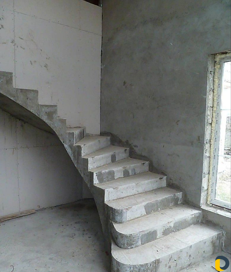 Бетонные лестницы