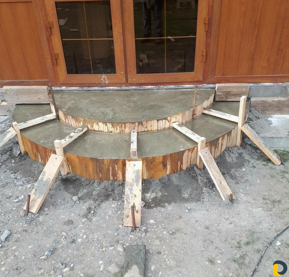 Бетонные лестницы