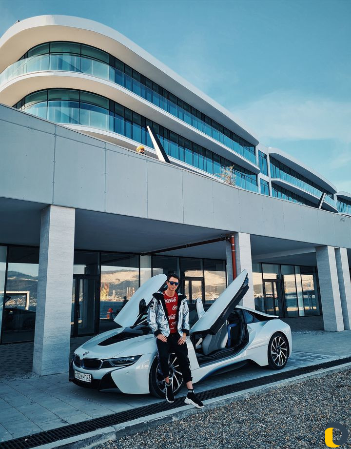 BMW i8 спортивный авто, съемки, свадьбы кино инста