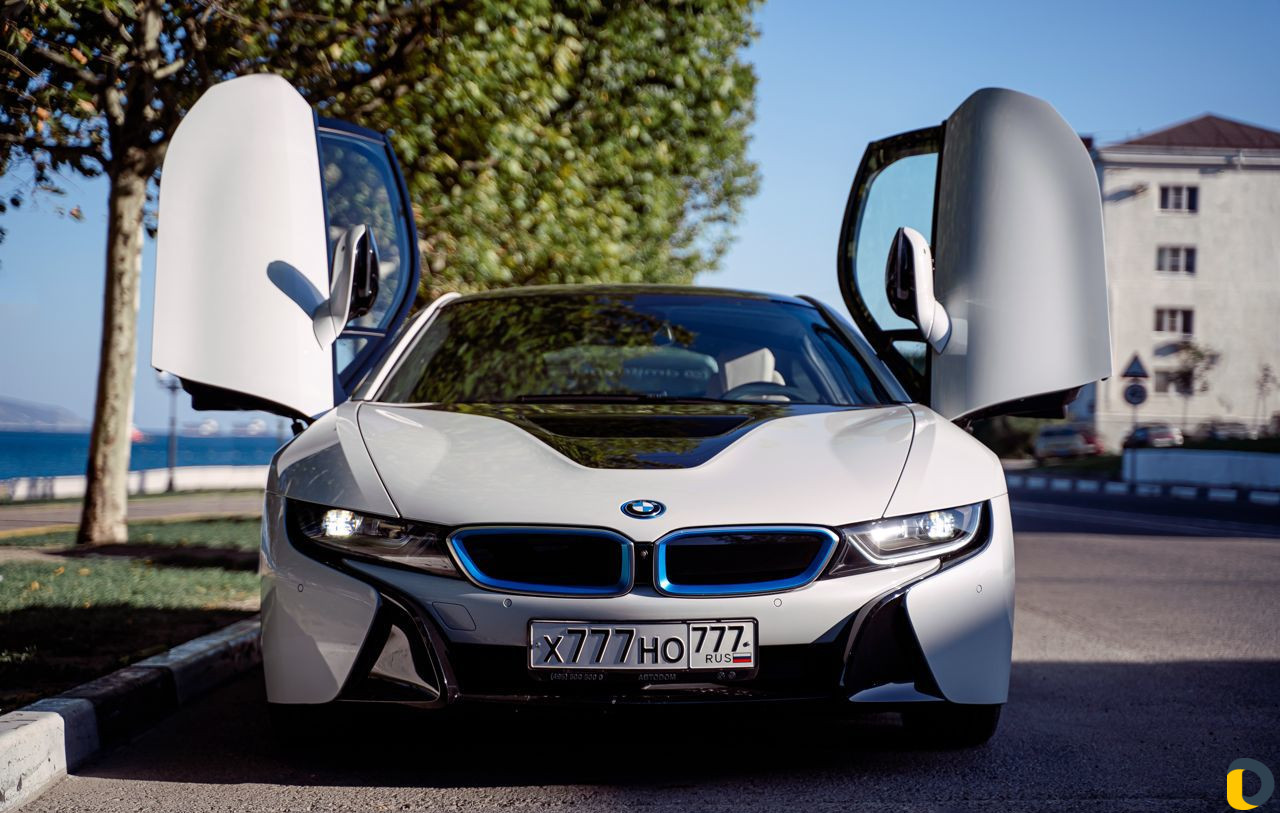 BMW i8 спортивный авто, съемки, свадьбы кино инста