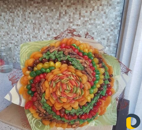 Букеты из вкусняшек