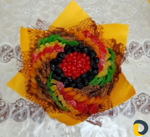 Букеты из вкусняшек