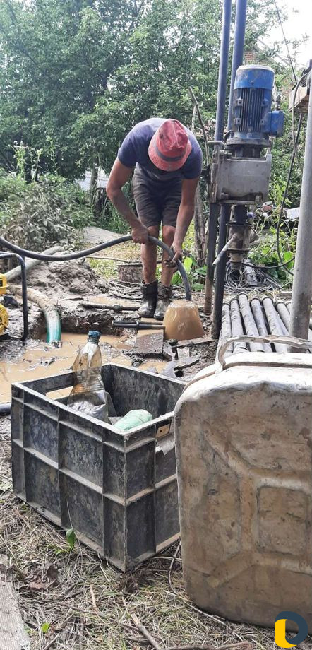 Бурение скважин на воду малогабаритной установкой