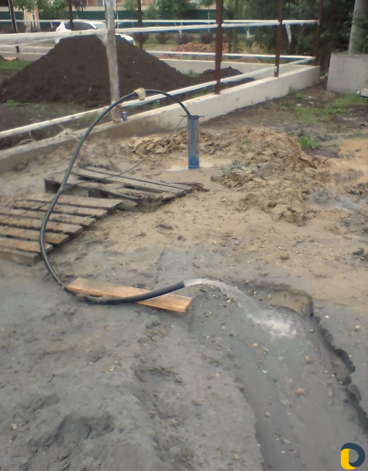 Бурение скважин на воду,проколы под дорогой,ямобур