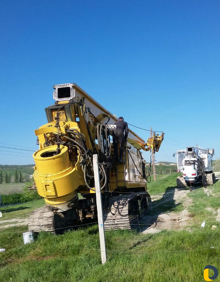 Бурение свай