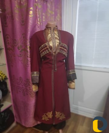 Черкеска, рубашка, галифе, башлык,папаха, газыри