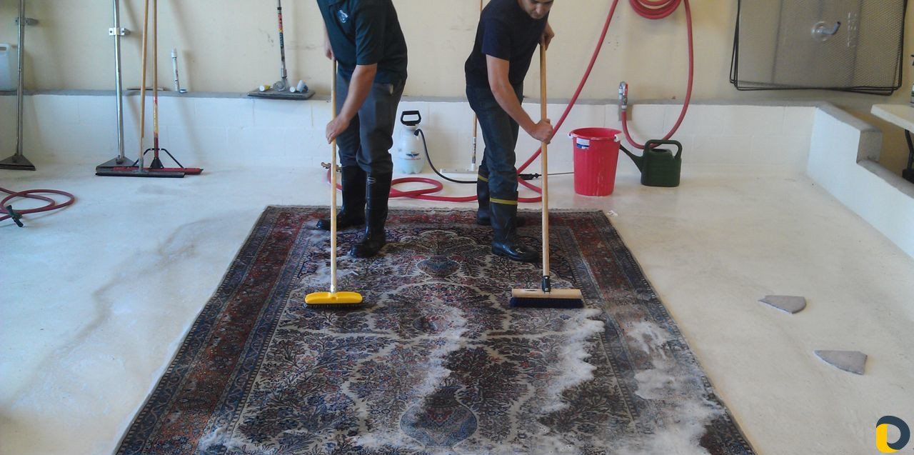 Чистка ковров и ковролина