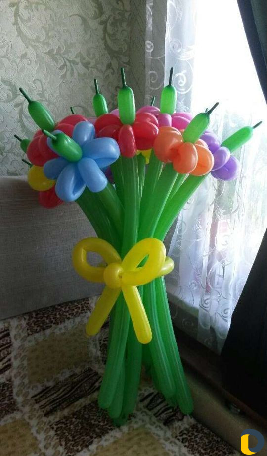 Цветы и фигуры из шаров