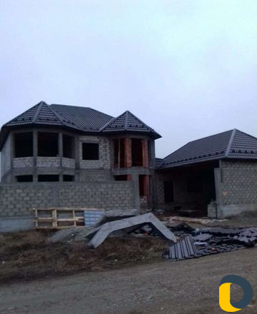 Делоем работы по крыше строим крышу и демонтаж кла