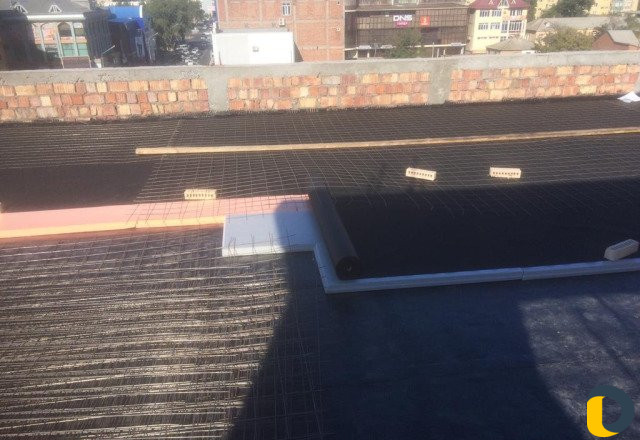 Демонтаж плоской кровли