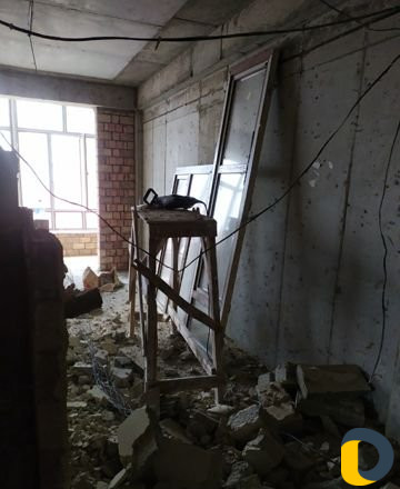 Демонтаж. Разрушение стен. ит